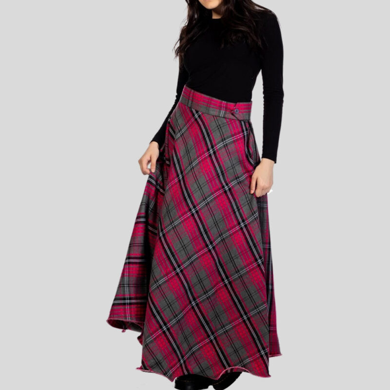 Long Plaid Skirt - Button Zipped